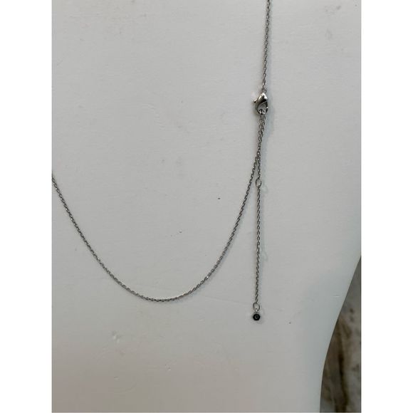 Butterfly Silver Necklace #intricate detail #garden #butterfly - Picture 3 of 4